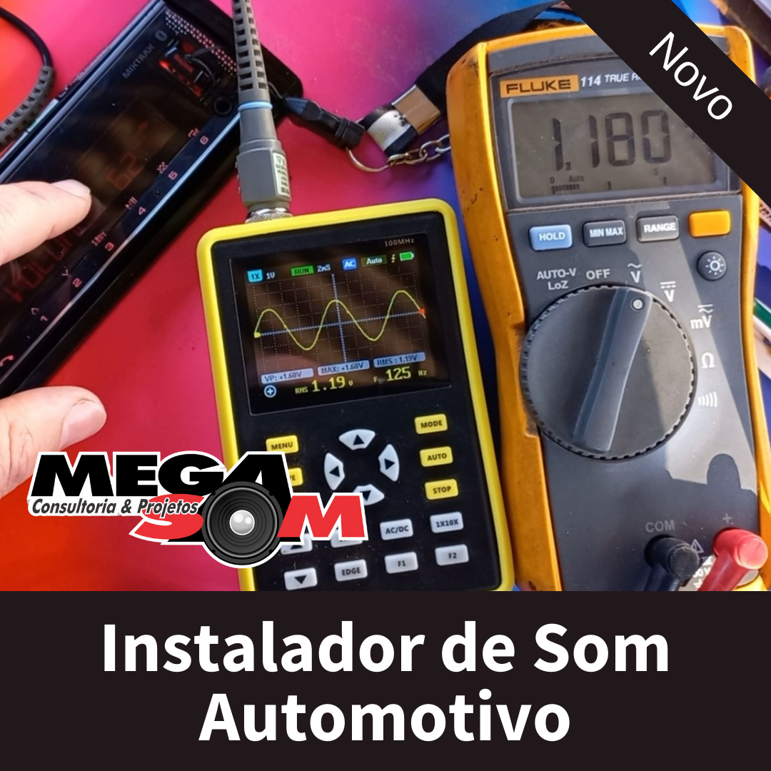 Profissional Megasom ajustando amplificador